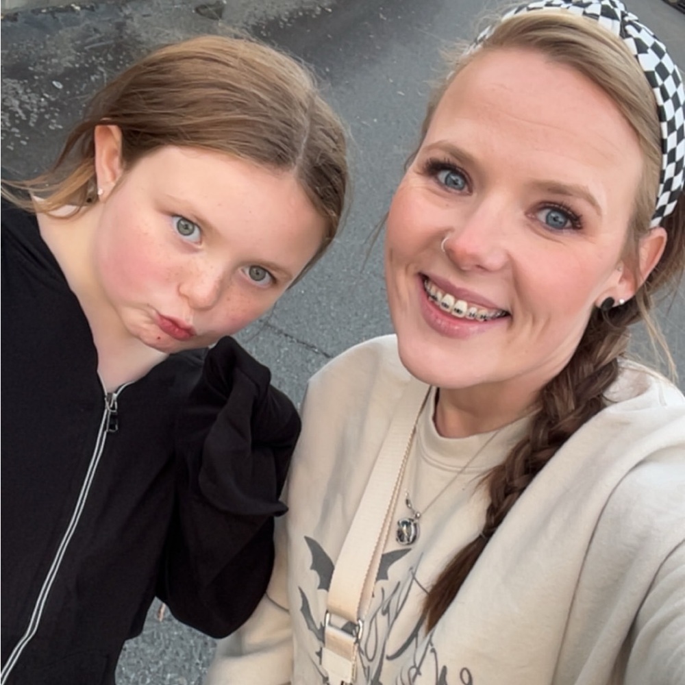 Meet your Posher, Heidi